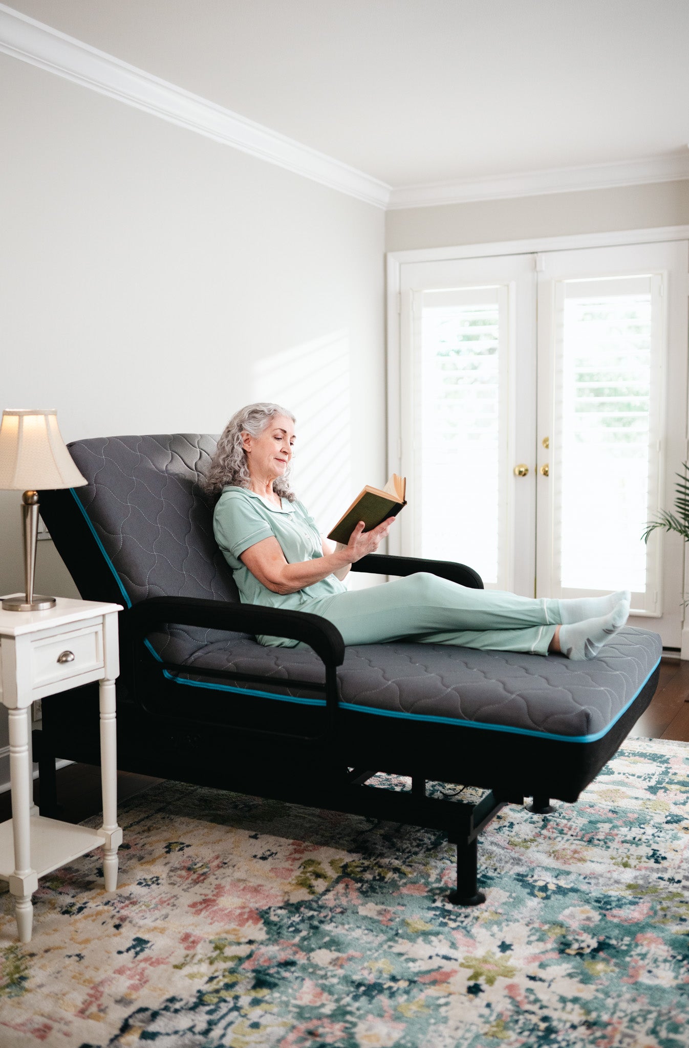 The Top 5 Benefits of Adjustable Beds for Seniors